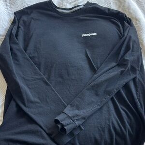 Patagonia Men's Black Long Sleeve Shirt